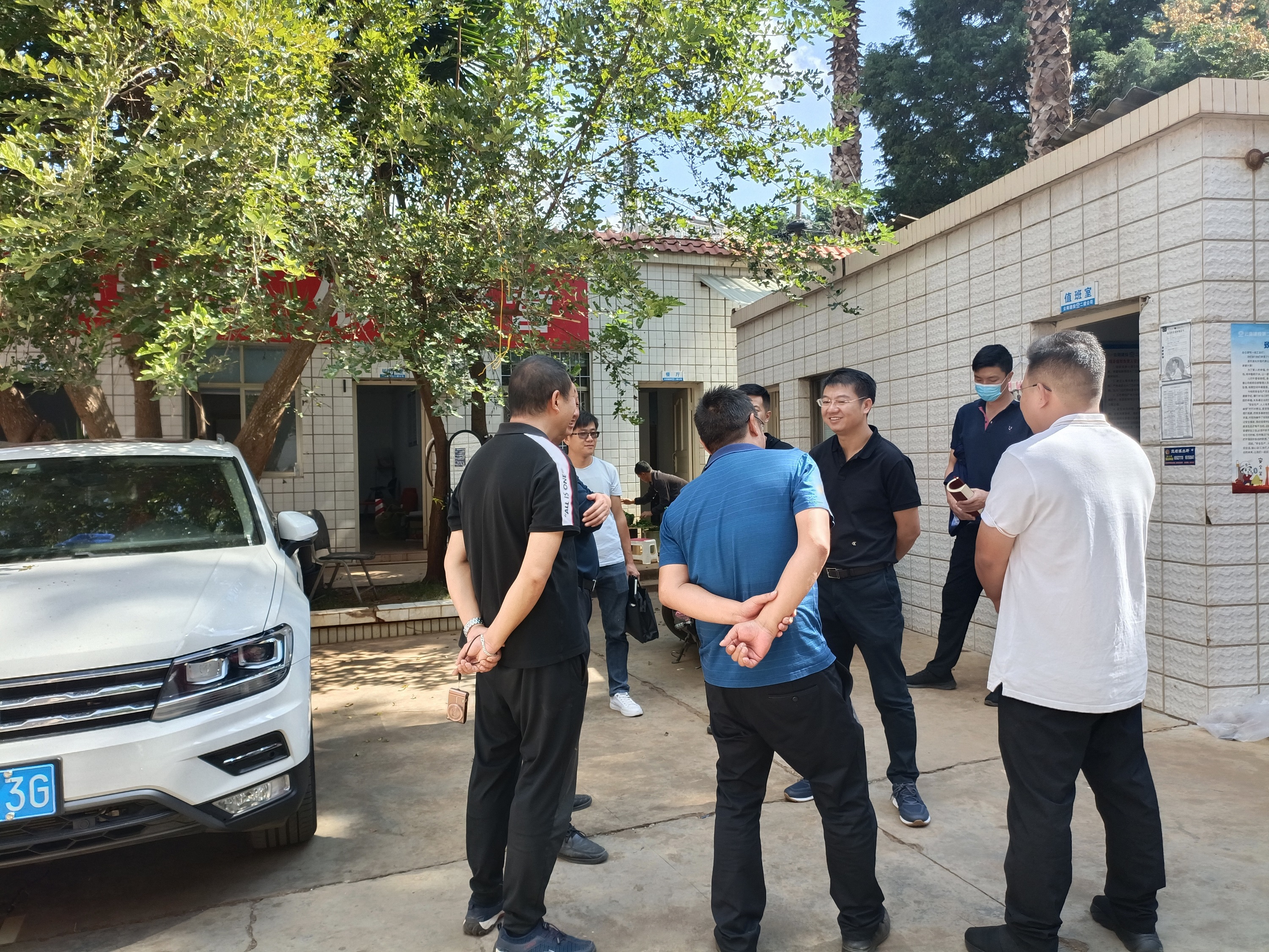 【我為群眾辦實(shí)事】萬向遵一行對公司周邊生活區(qū)、庫區(qū)開展消防檢查